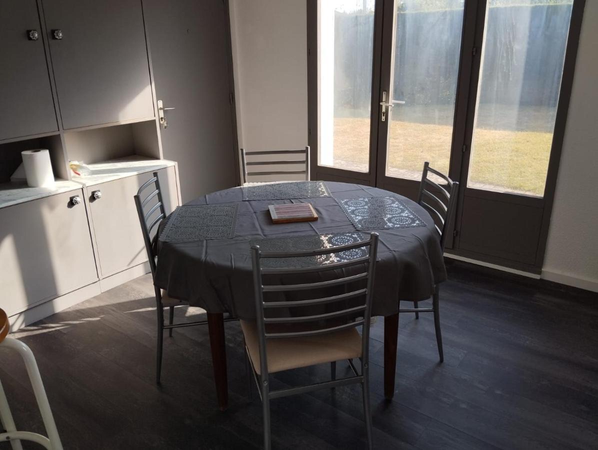 Cottage A 2 Mn A Pied De La Mer Merville-Franceville-Plage Εξωτερικό φωτογραφία